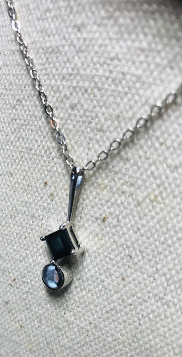 Sarah Mulder Necklace