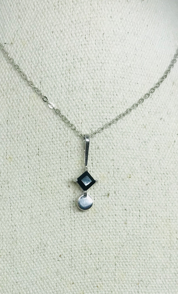 Sarah Mulder Necklace